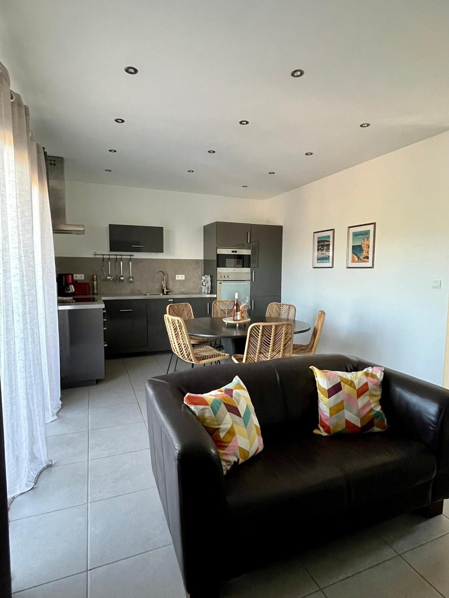 Residence Storia Di Blue ปอร์โต-เวคคีโอ ภายนอก รูปภาพ